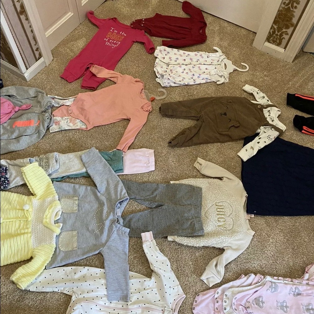 Clothes - Picture 4 of 4